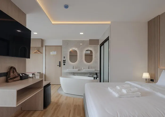 Solyn Hotel 3*